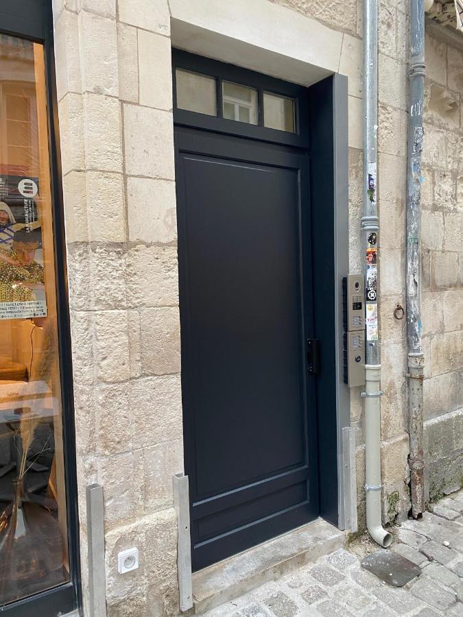 Joli Petit Nid Douillet En Centre Ville La Rochelle  Exteriör bild